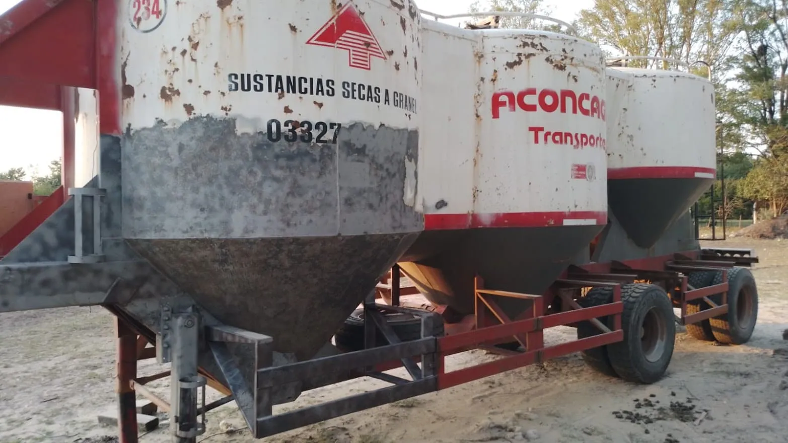 Tanque industrial antes del arenado - Moreno