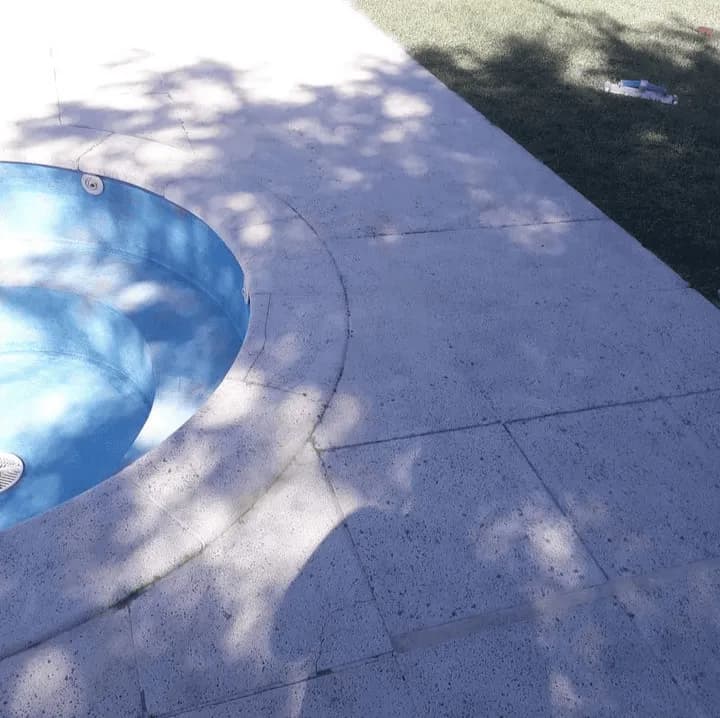 Piso de pileta después del arenado - Pilar