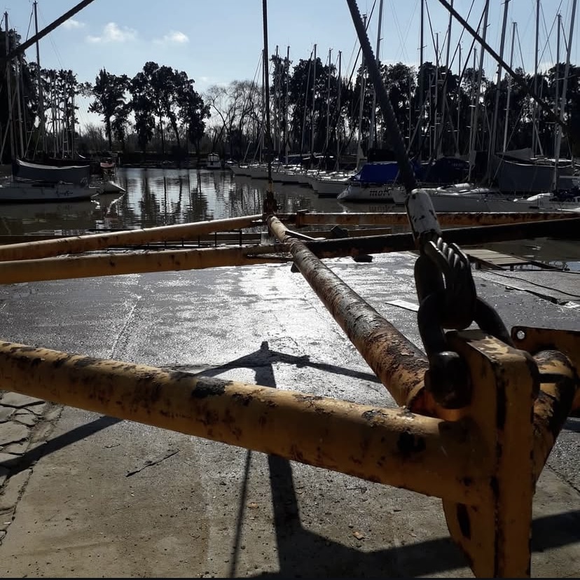 Arenado de Estructura de Carga para Veleros - Imagen 9